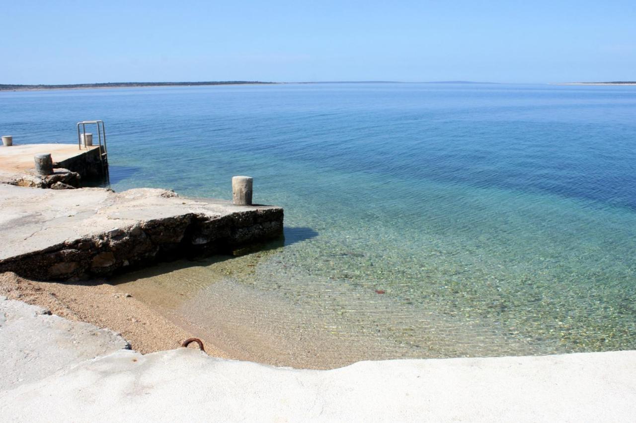 Apartments By The Sea Mandre, Pag - 4095 Kolan Exterior photo
