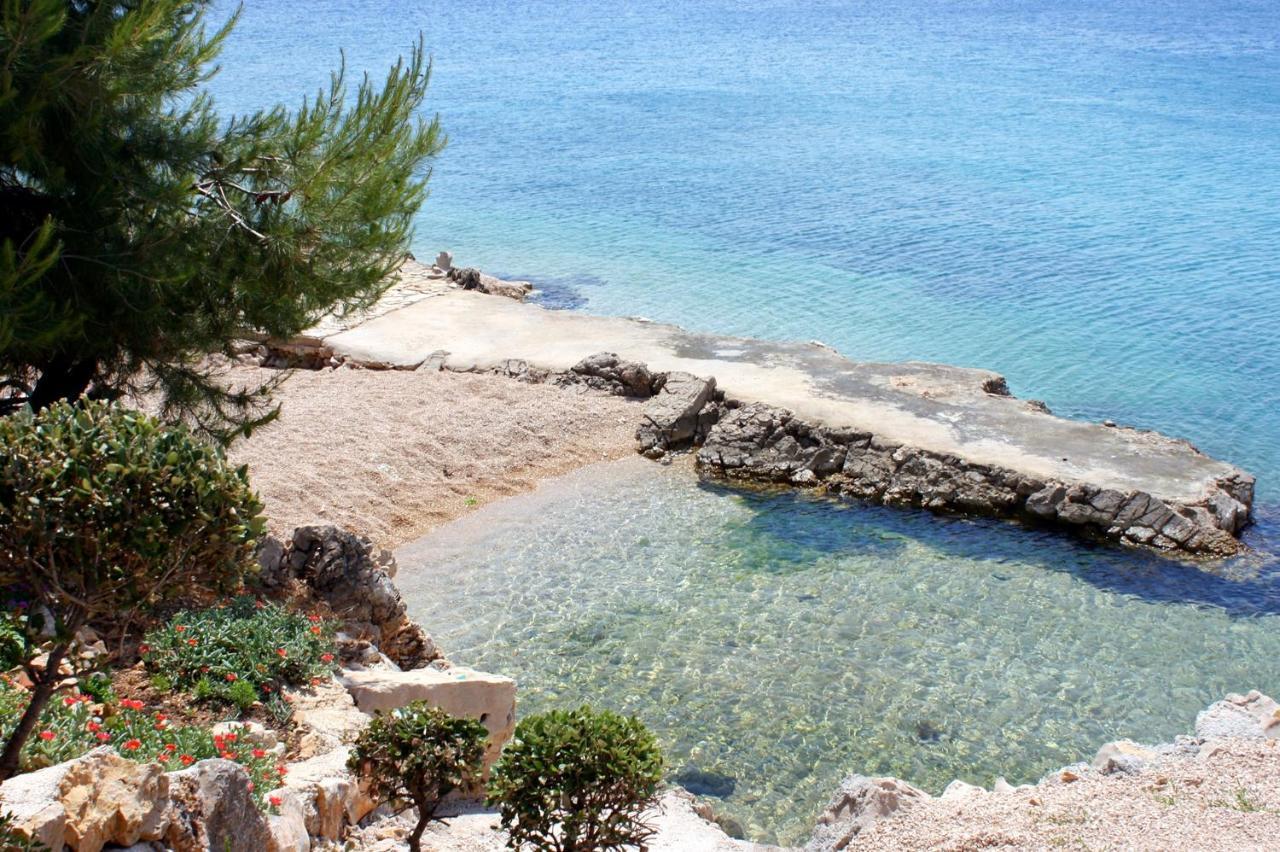 Apartments By The Sea Mandre, Pag - 4095 Kolan Exterior photo