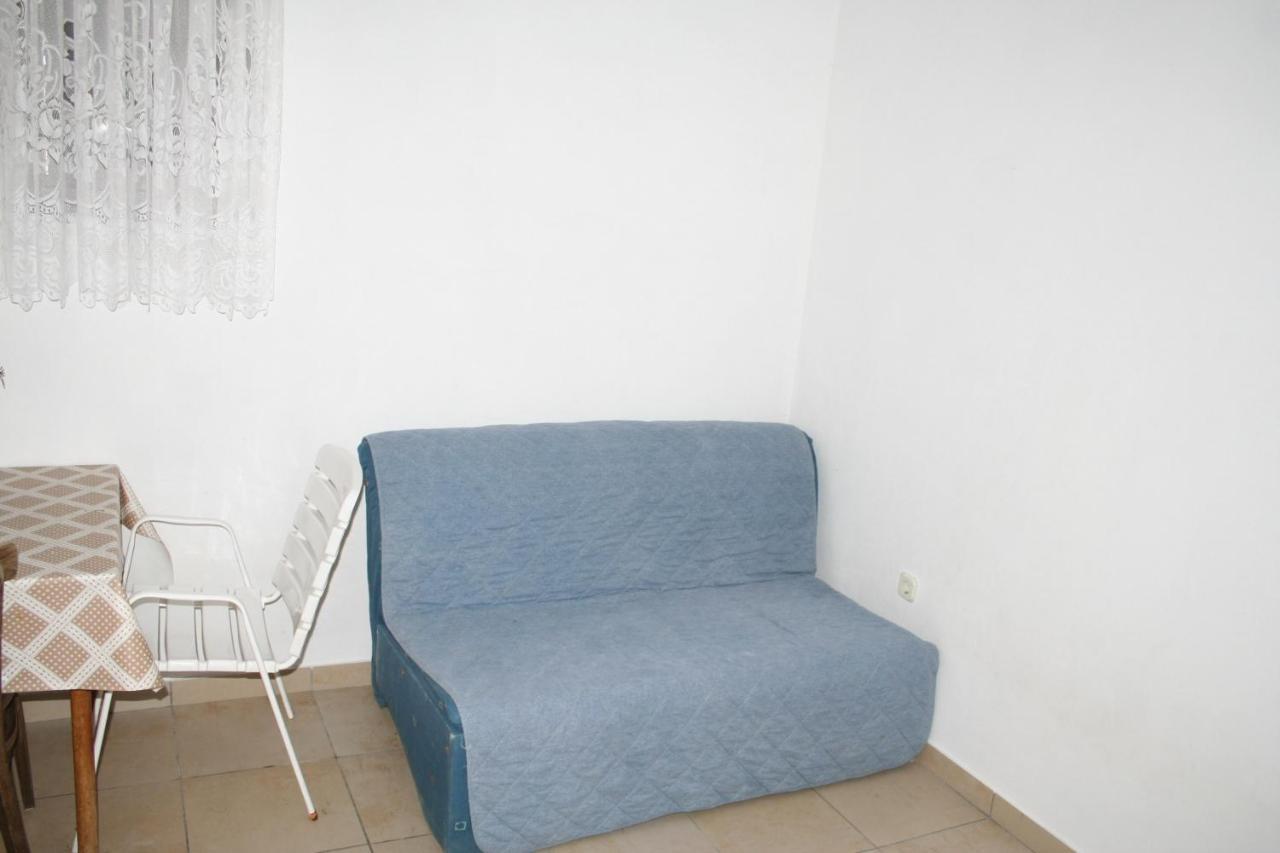 Apartments By The Sea Mandre, Pag - 4095 Kolan Exterior photo